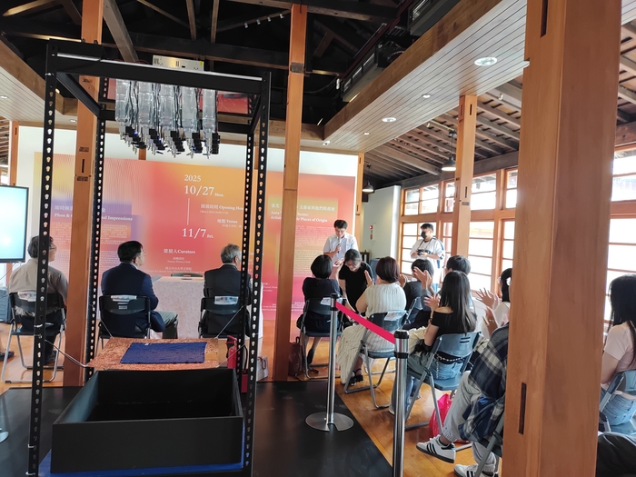 [展覽]_「靈光『現』場：文藝家與他們的產地」「縮時顯影：季節光影印象」| 114/10/27（一）-11/7（五）Image