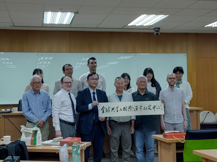 【中島隆博教授訪問中山學術系列：探索共生哲學】114/9/26（五）, 27（六）, 29（一）圖片